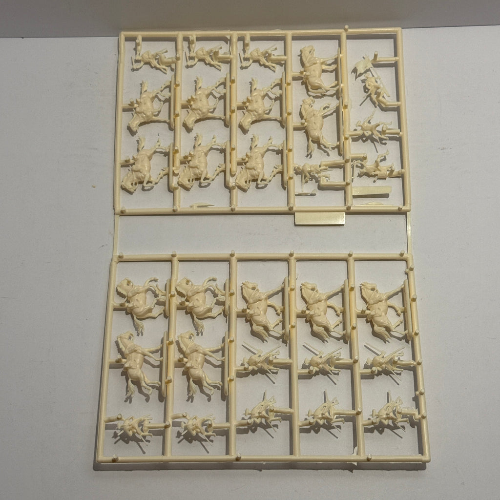 Revell Osterreichische Dragoner 1/72 Scale Model Kit #2573